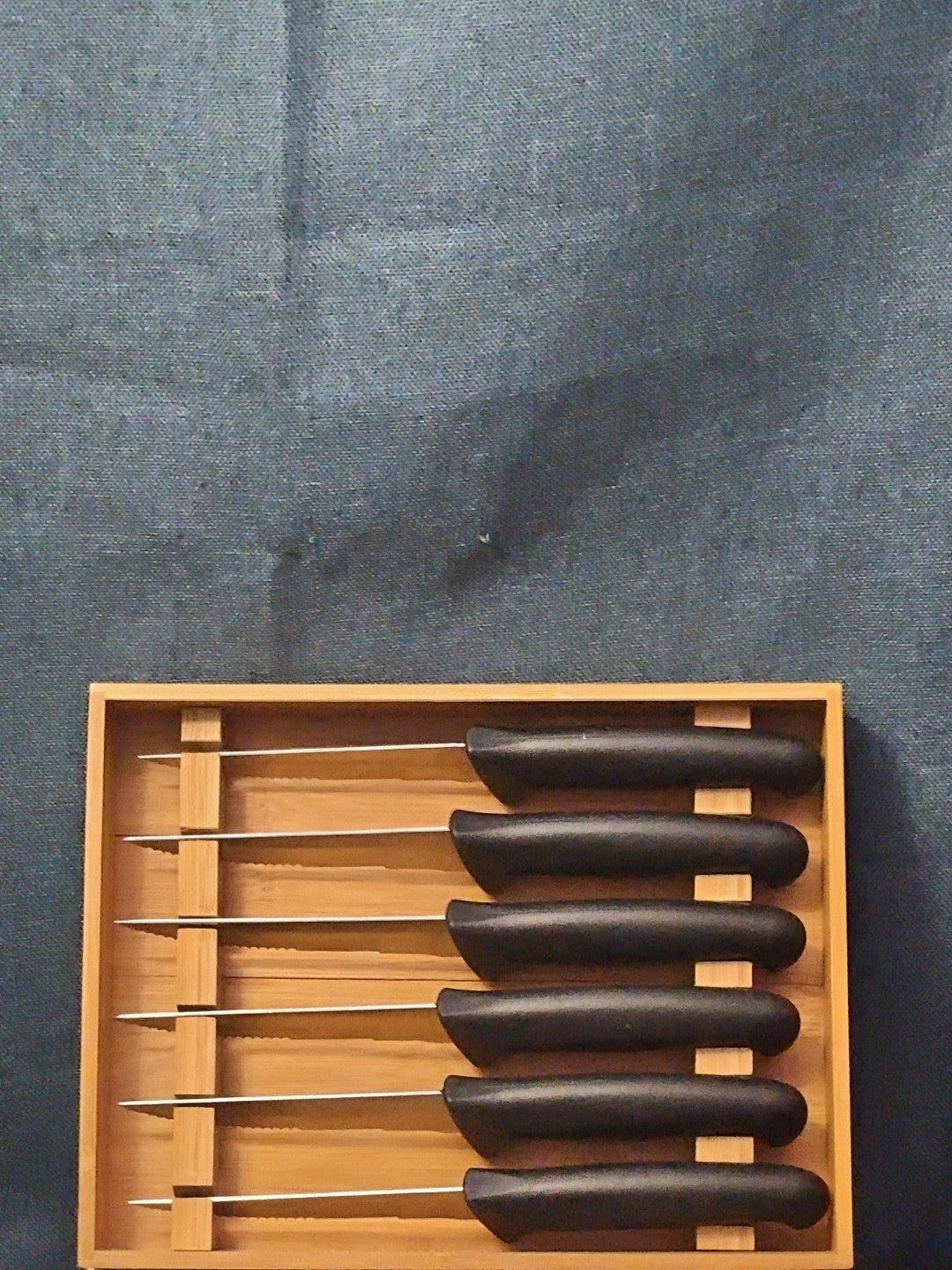 6 Gibson Steak Knives | 4.5" Serrated Stainless Steel | Wood Storage Block Tray