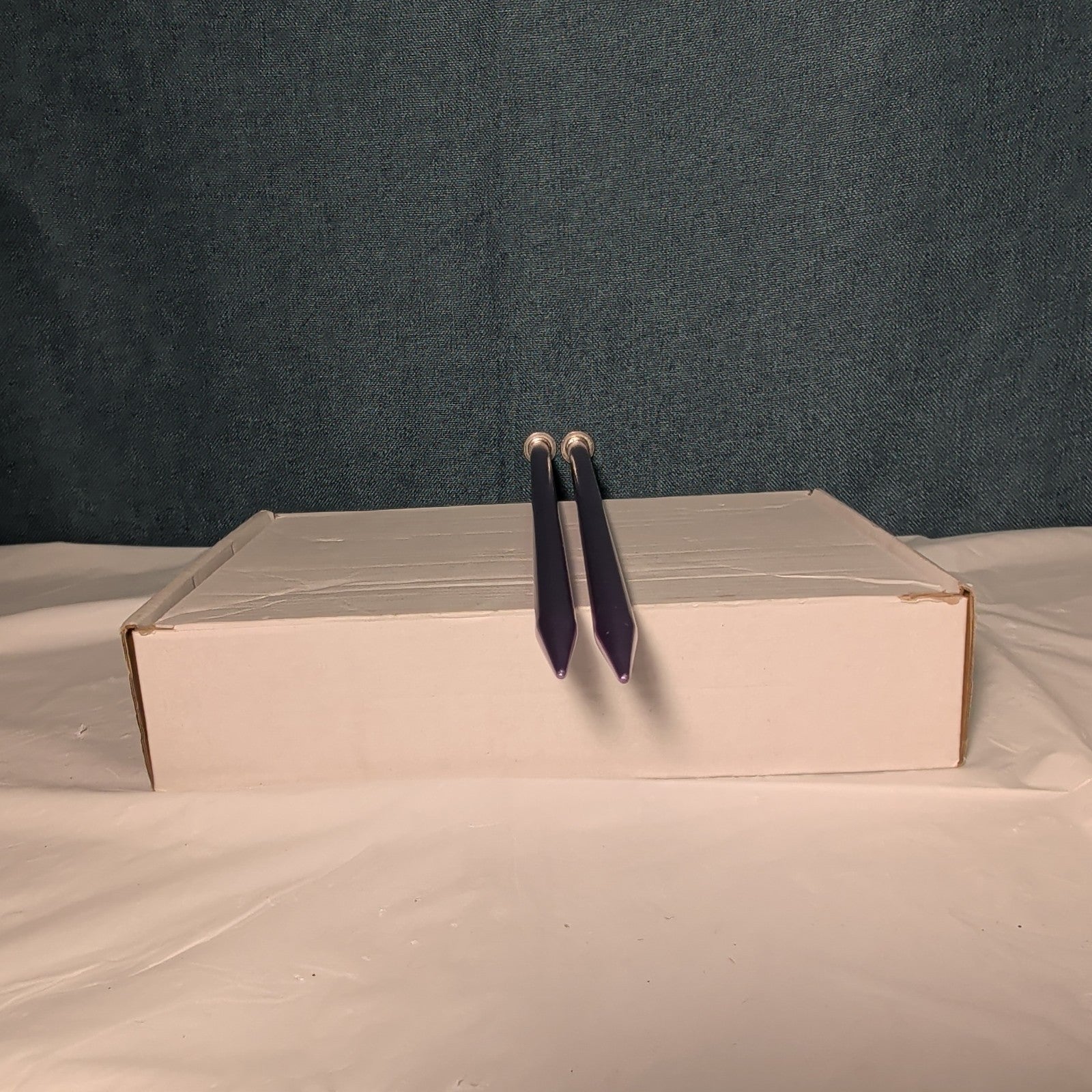 Boye Size 5 Aluminum Knitting Needles 14 Inch Straight Pair Purple Vintage 6328