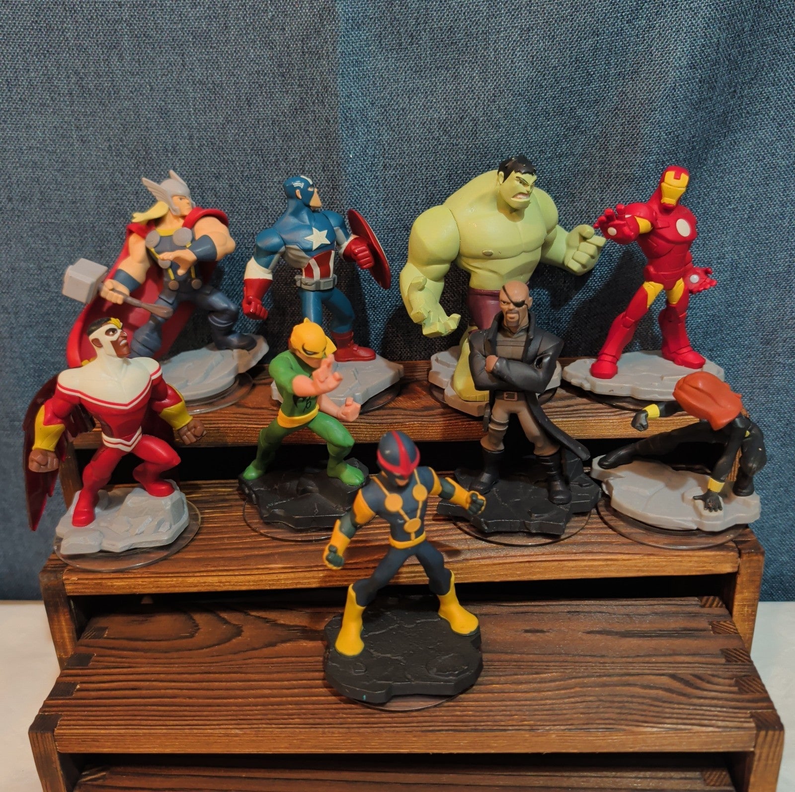 Disney Infinity 2.0 Marvel Avengers 9 Figure Lot Iron Man Hulk Loose