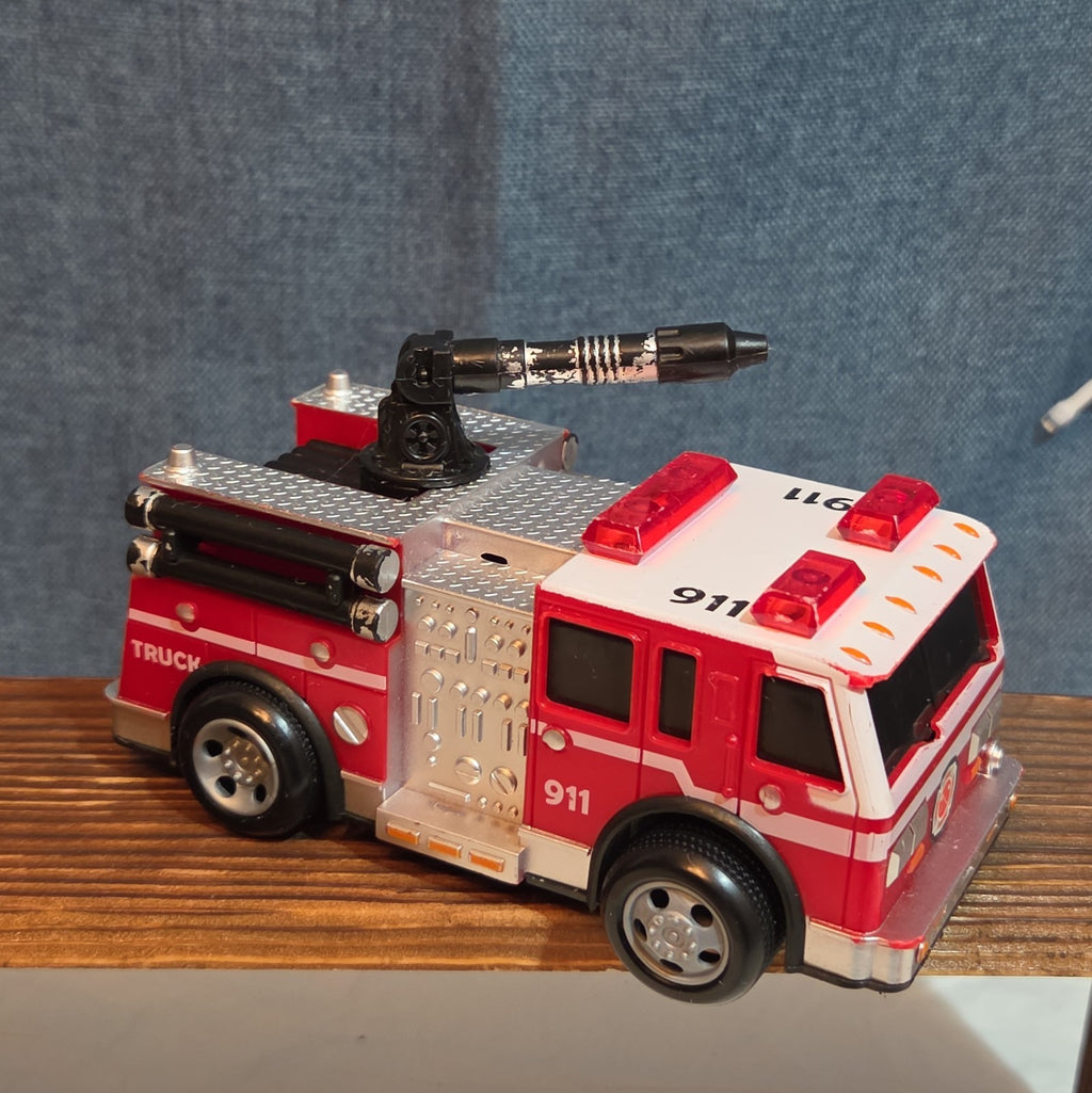 Unbranded Fire Rescue Ambulance Truck Lot 5 Plastic Toy Vehicles