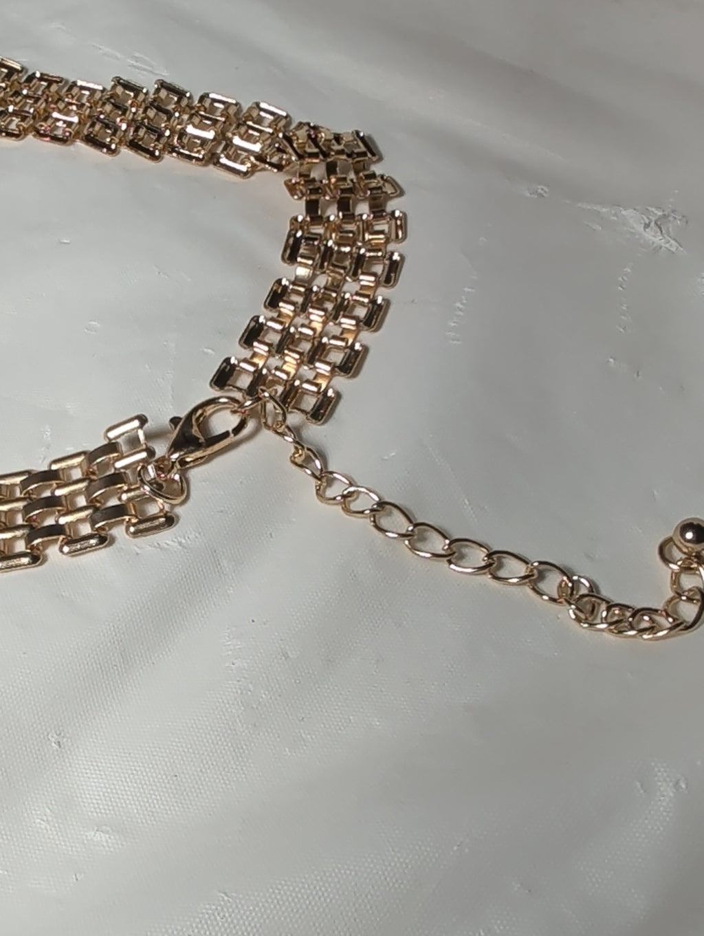 Gold Tone Wide Link Mesh Choker Necklace Y2K Retro Glam NWT