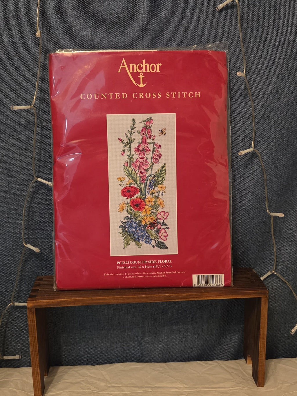 Anchor Countryside Floral Cross Stitch Kit Cream Aida Floral PCE893