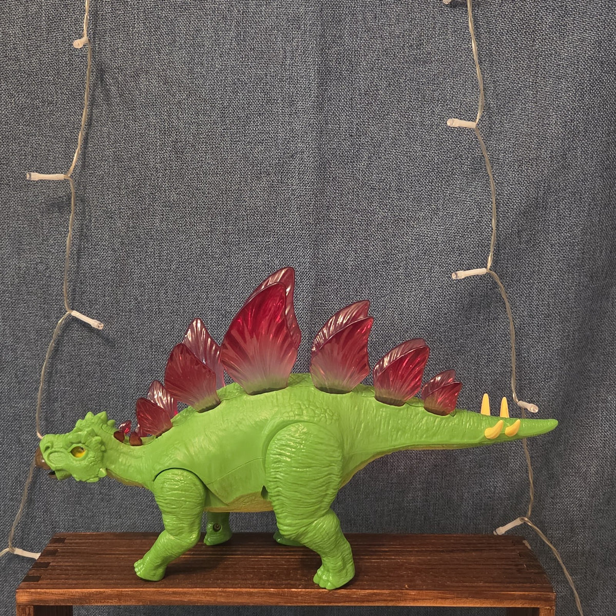 Zuri Inc Stegosaurus Walking Dinosaur Light Up Spikes 12.5