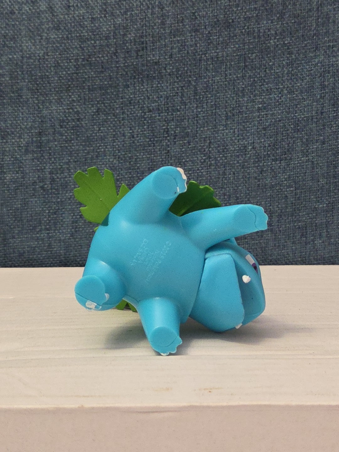 Nintendo Pokemon IVYSAUR 2.5" Vinyl Figure PVC 2015 Tomy Toy Kanto Collectible