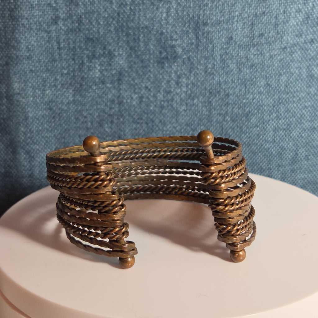 Brassy Color Dingle Hingled Bracelet Unmarked  14 Layers Dingle Together