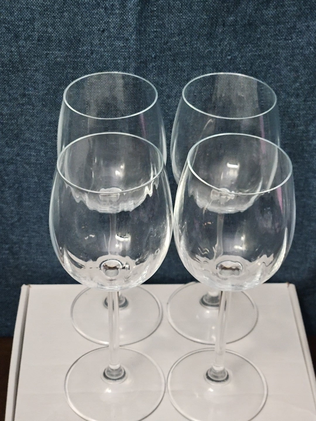 Set of 4 Clear Glass Stemmed Wine Glasses Balloon Bowl All-Purpose Stemware