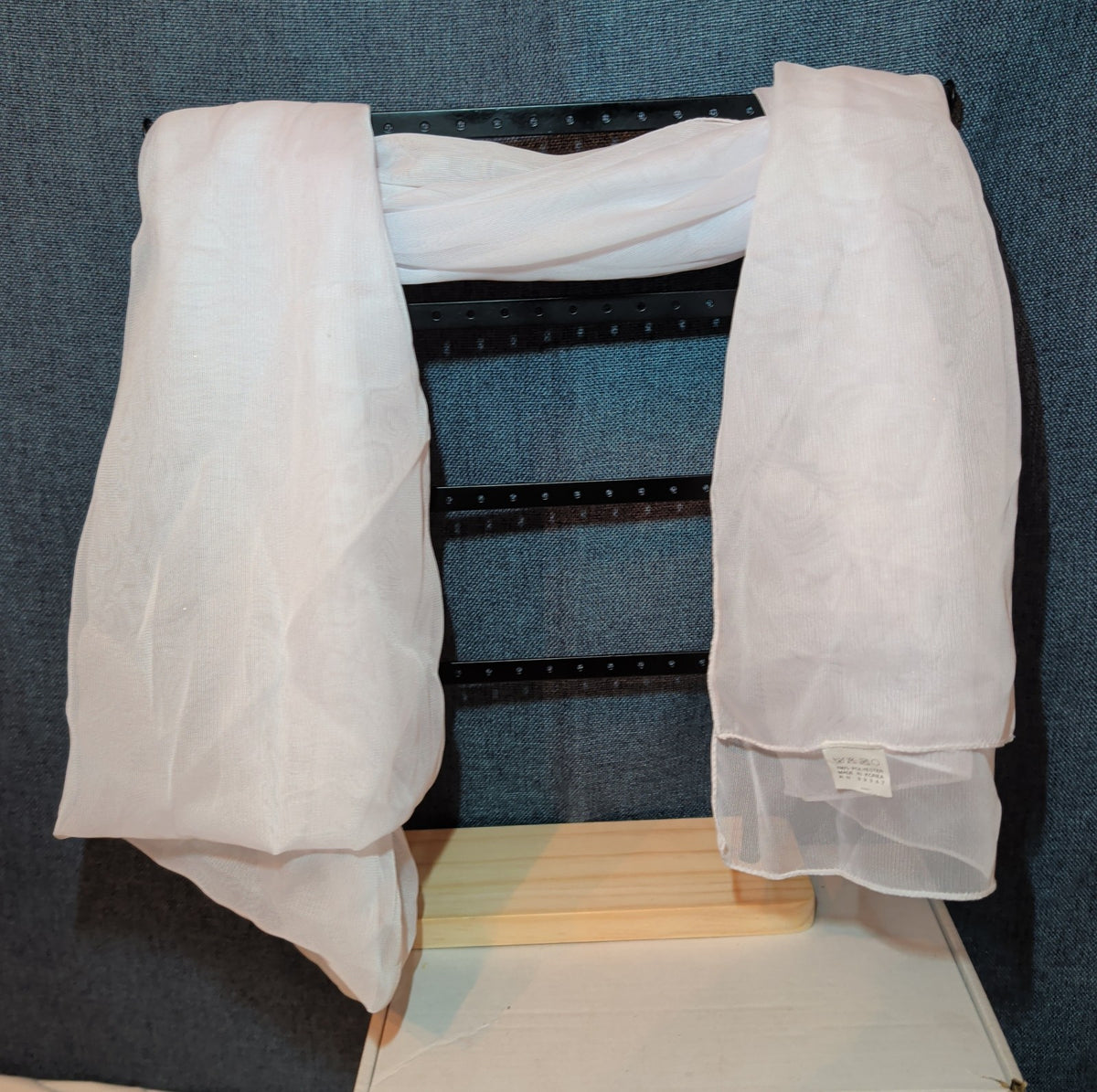 White Chiffon Evening Shawl Wrap Capelet Bridal Pre-Owned 67x21