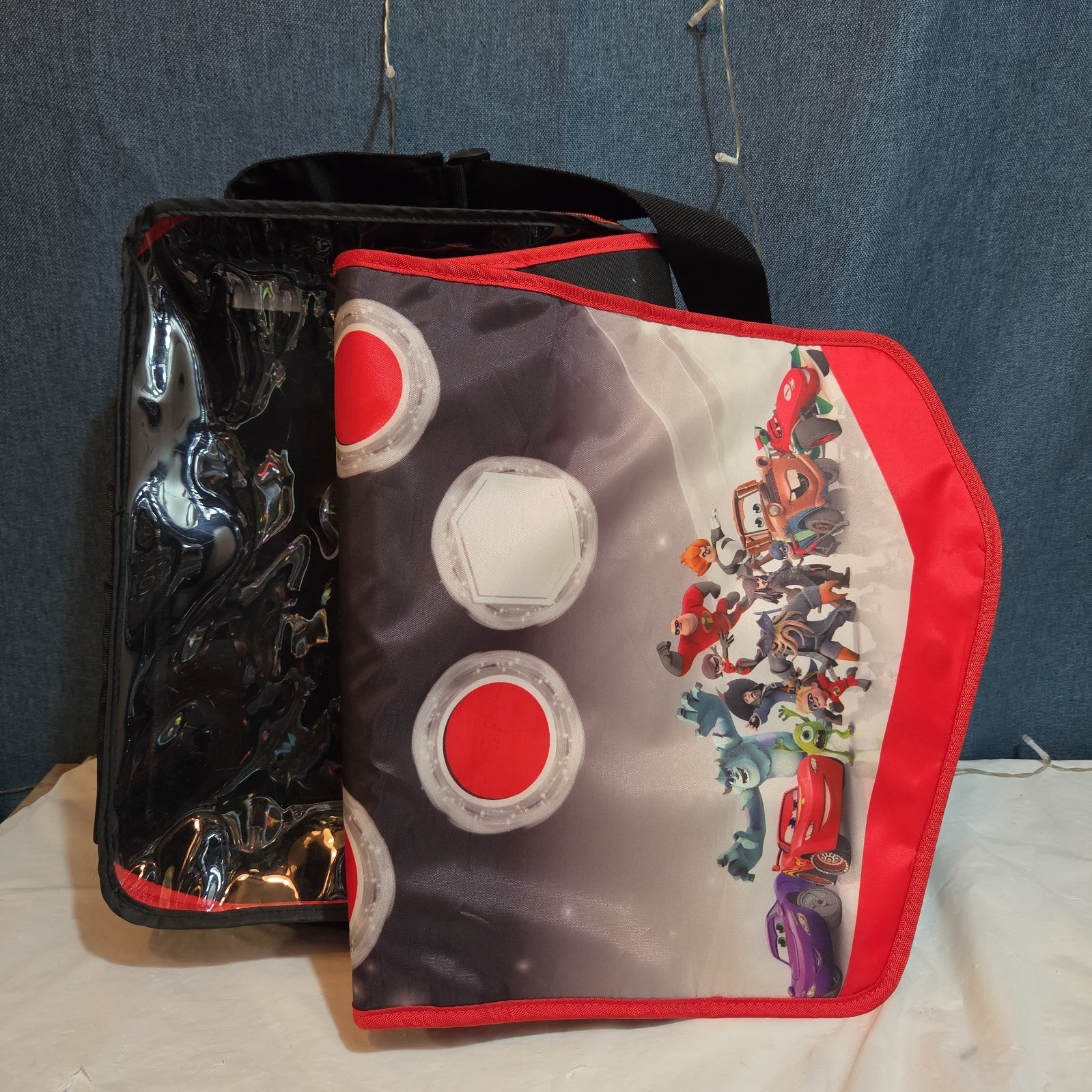PDP Disney Infinity Play Zone Messenger Bag Fold Out Mat Y2K