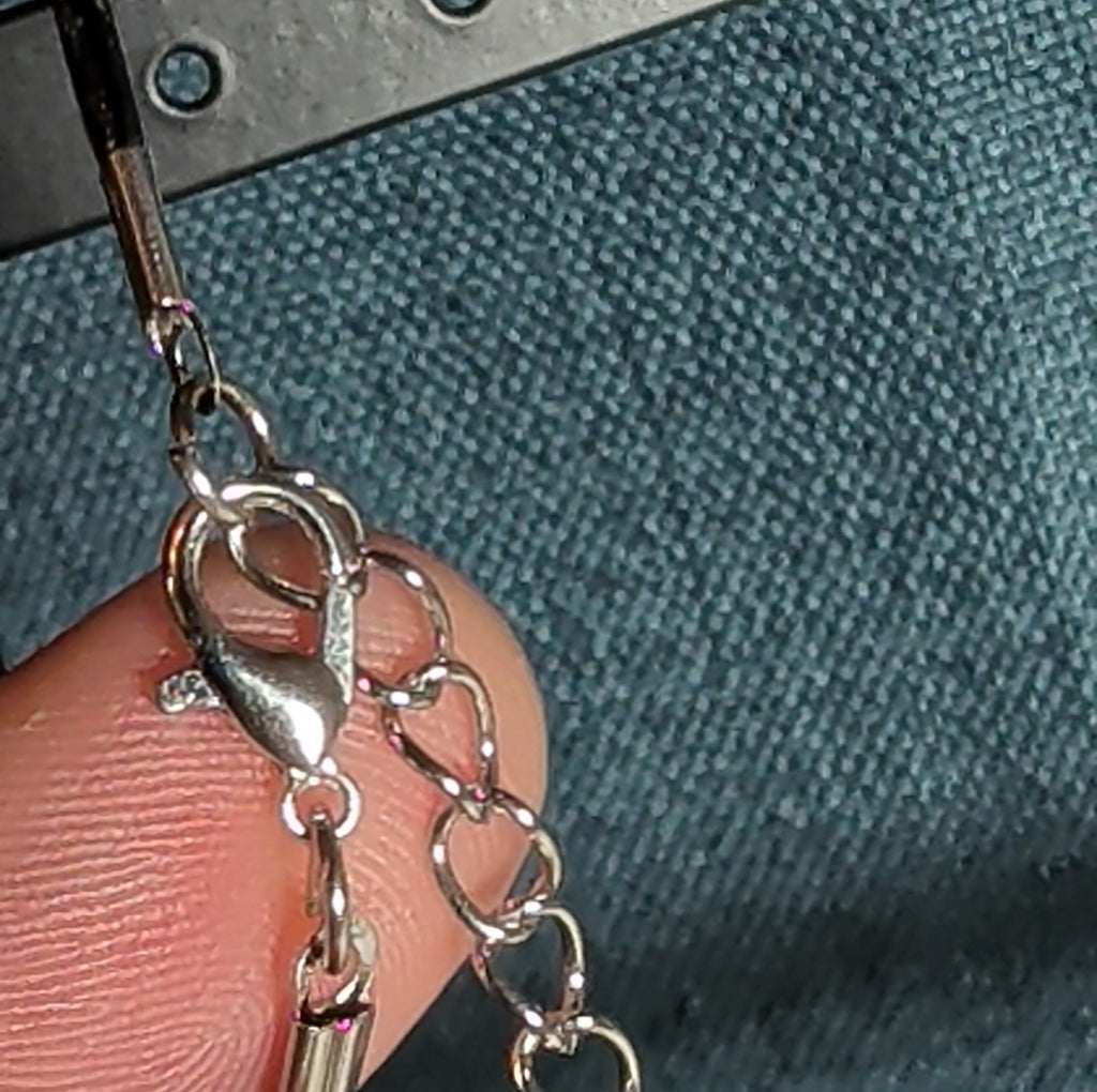 JoJo Bizarre Stand Arrow Killer Queen Metal Pendant