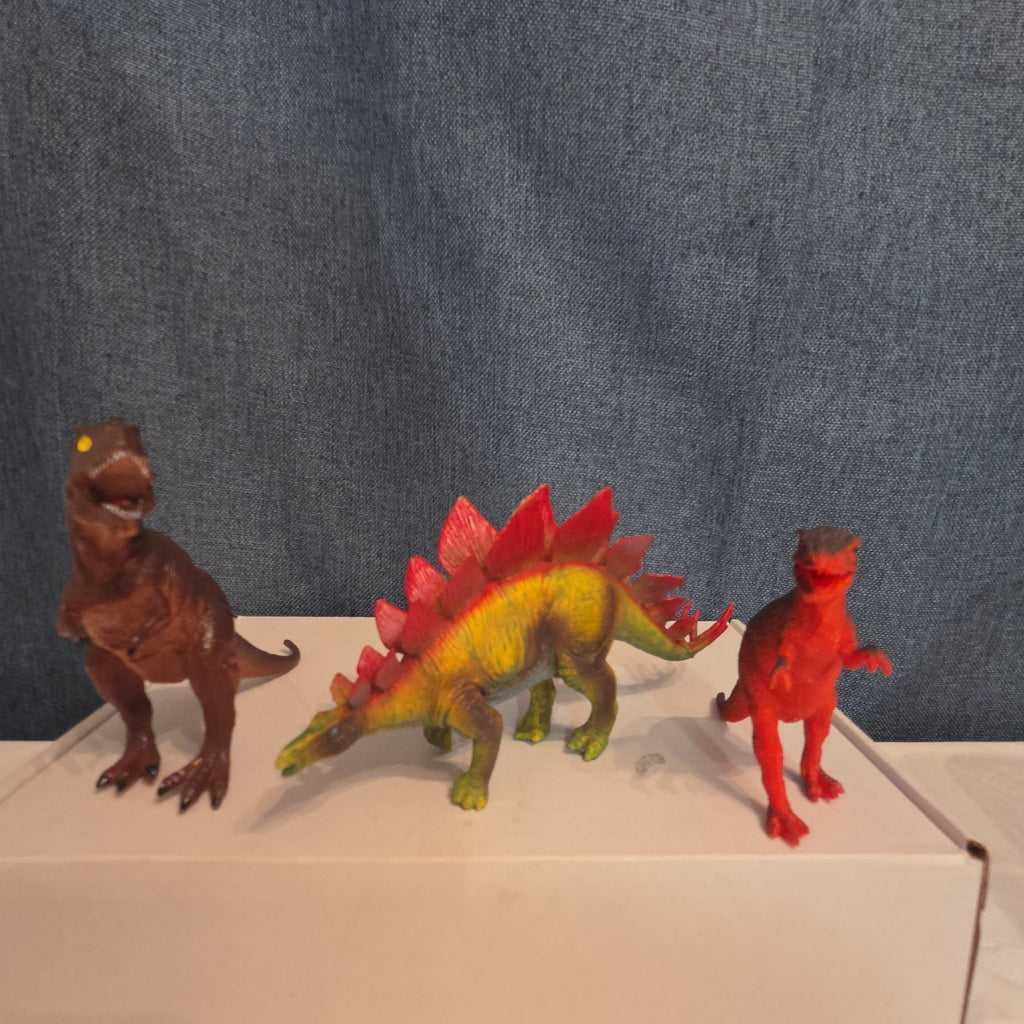 Dinosaur Toy Figures Lot of 13 T-Rex Triceratops Stegosaurus Plastic Play Set