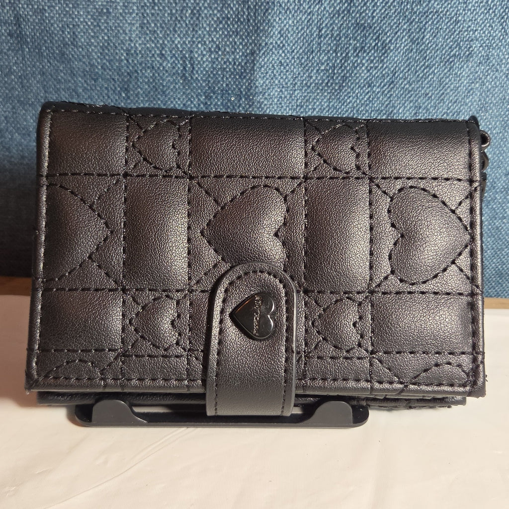 Betsey Johnson Luv Betsey Heart Quilted Wallet Y2K Goth