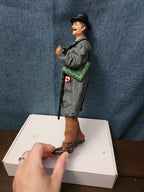 Possible Dreams Clothtique "Victorian Gentleman Caroler" (2003)