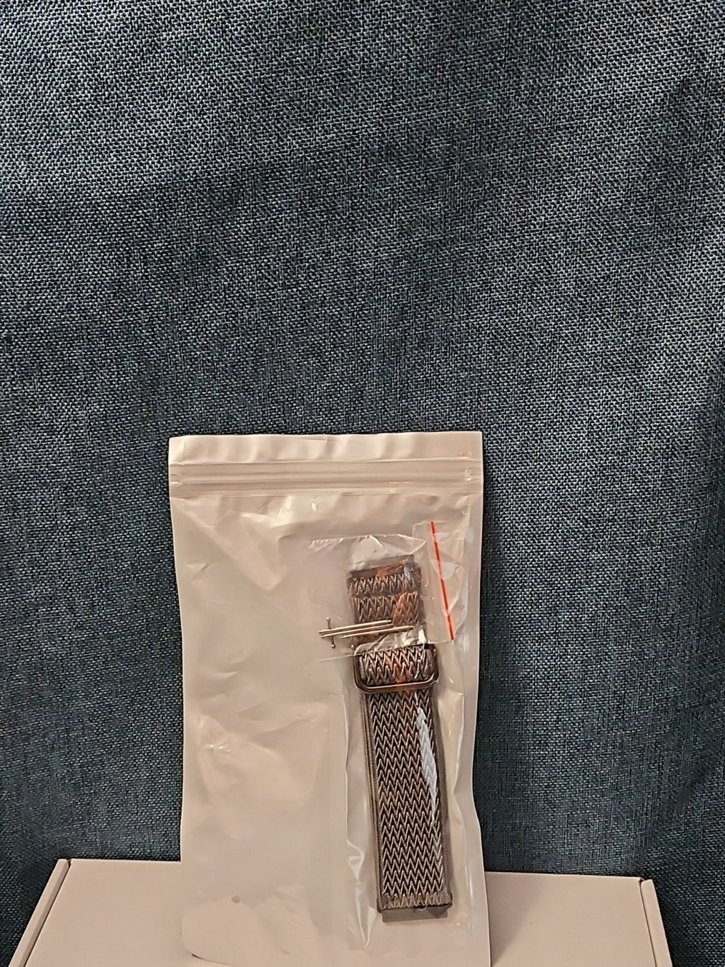 Fitbit Versa 1 / 2 / Lite Watch Band | Stretchy Elastic Nylon Strap | Dark Grey