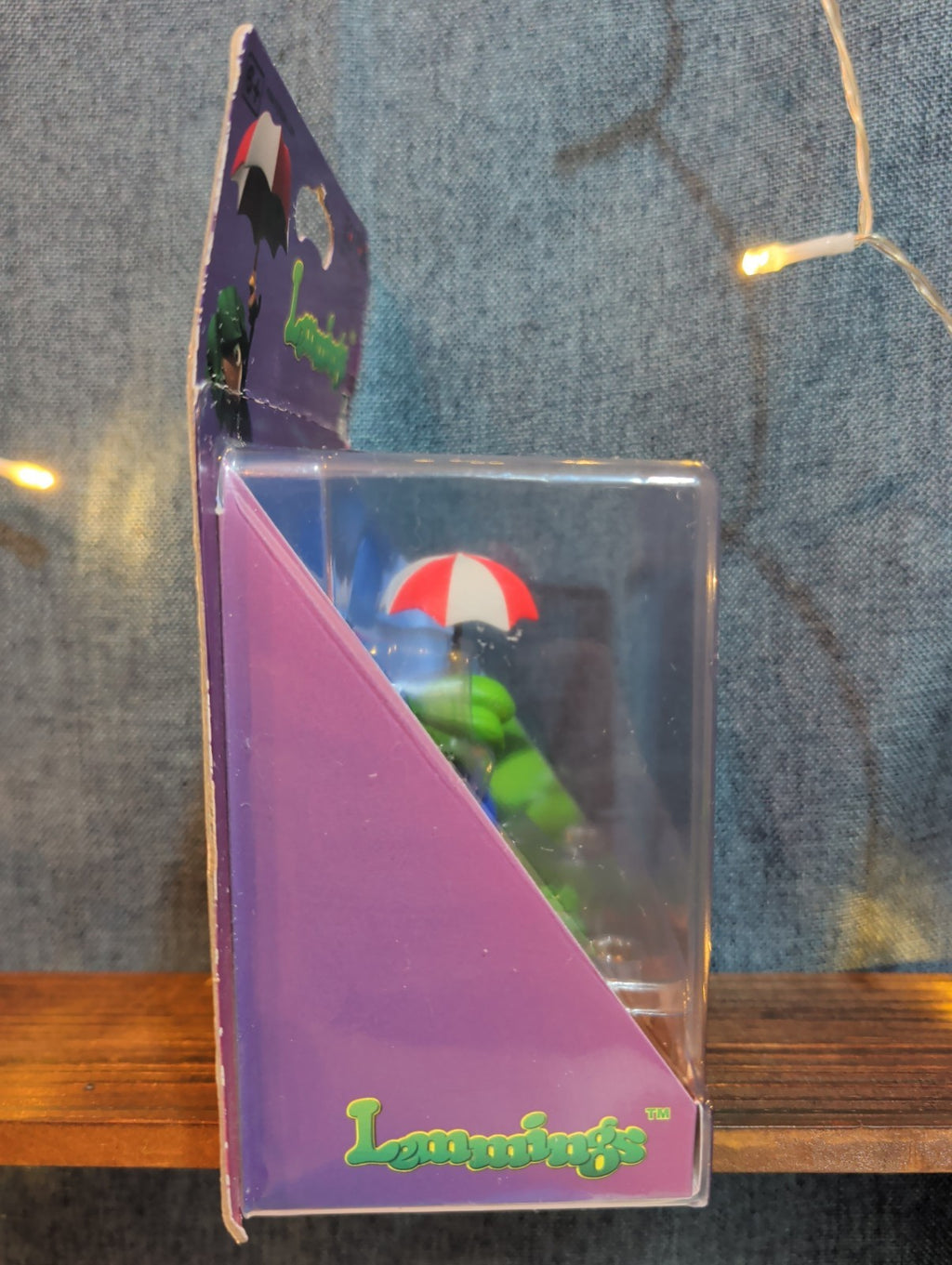 Totaku #17 Umbrella Lemming Figure Sony PlayStation Retro Gaming NIB