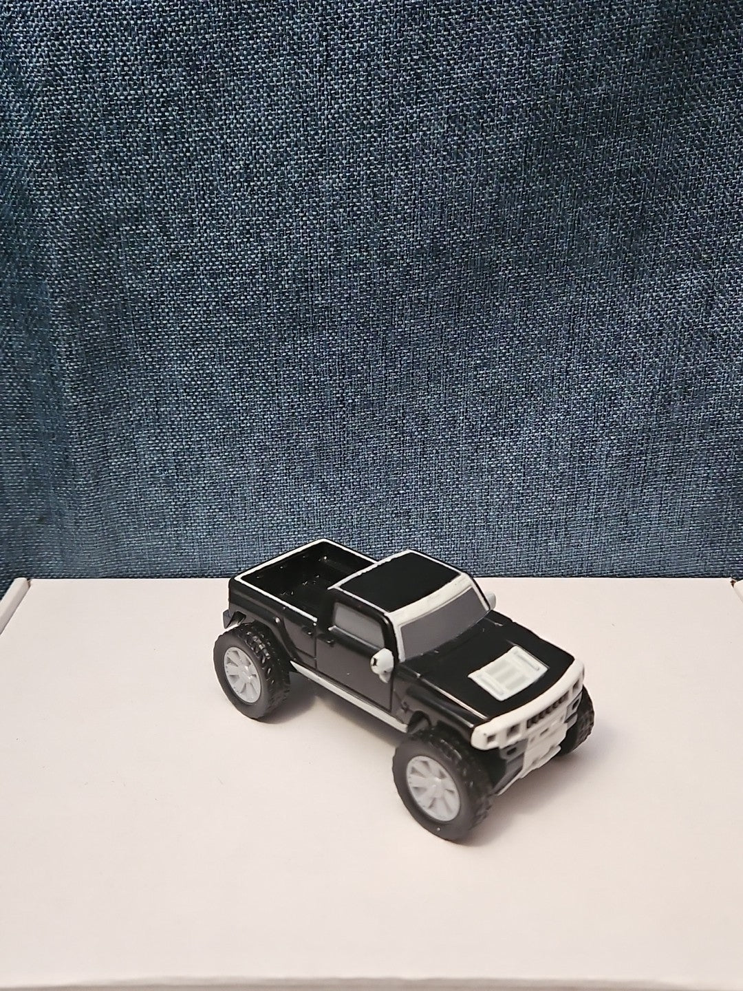 McDonald's Hummer H3T Toy Truck | 2006 Happy Meal Friction Car | Black & White