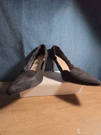 Esmara Black Suede Scalloped Heels Pumps Pointed Toe Size 8