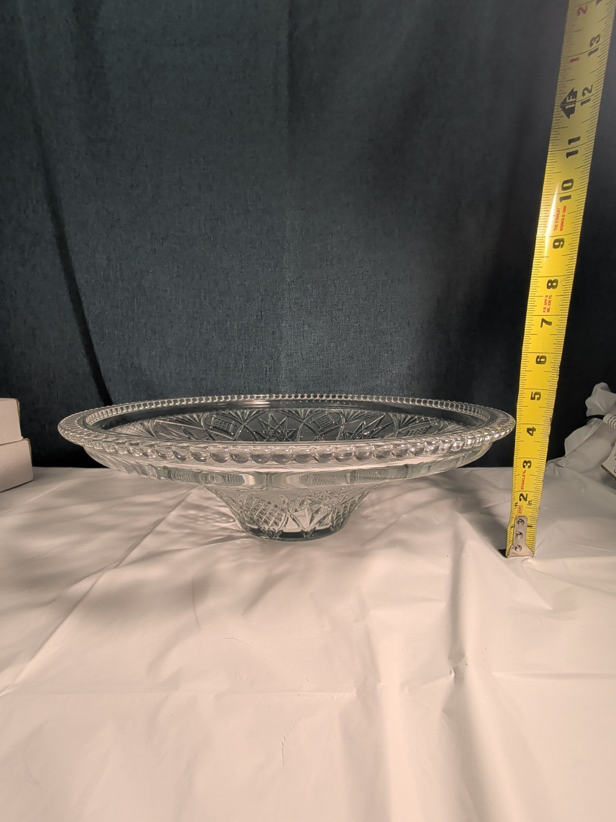 KIG Indonesia 10" Pressed Glass Bowl Starburst Floral MCM Centerpiece Serving