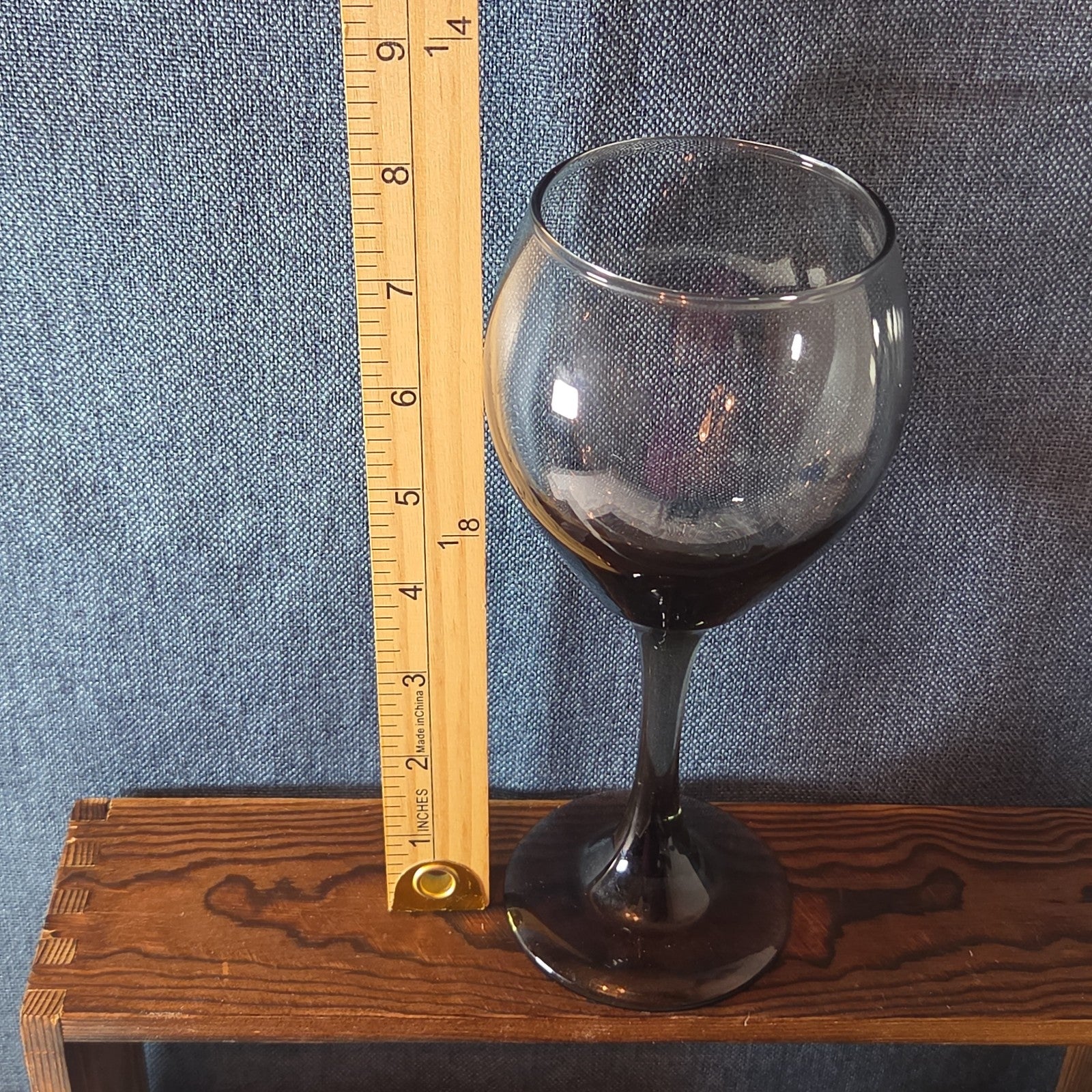Greenbrier Set 4 Smokey Grey Gray Wine Glasses 12oz
