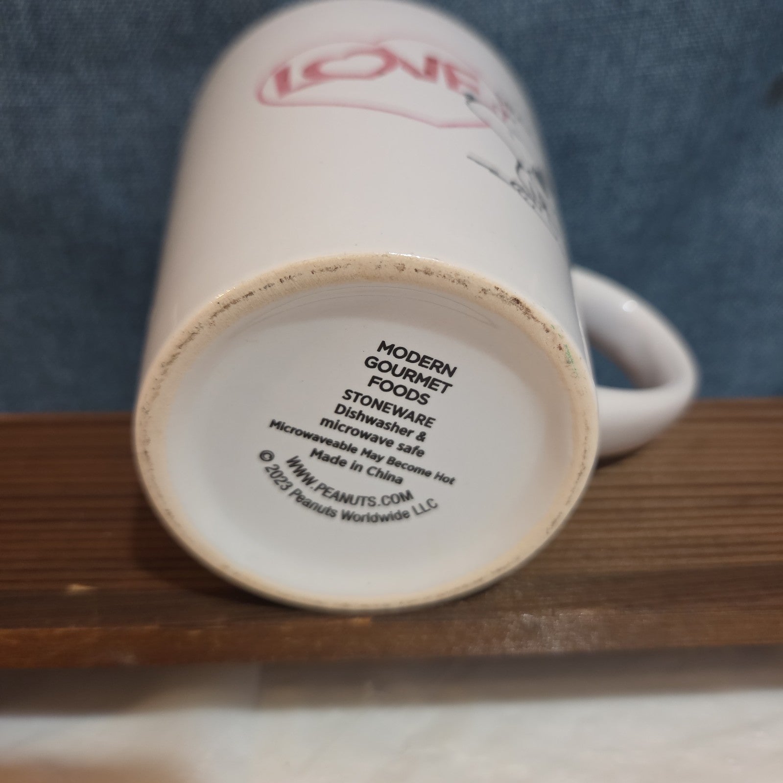Peanuts Snoopy Love Smak 16oz Ceramic Mug Woodstock Heart Cartoon Valentine