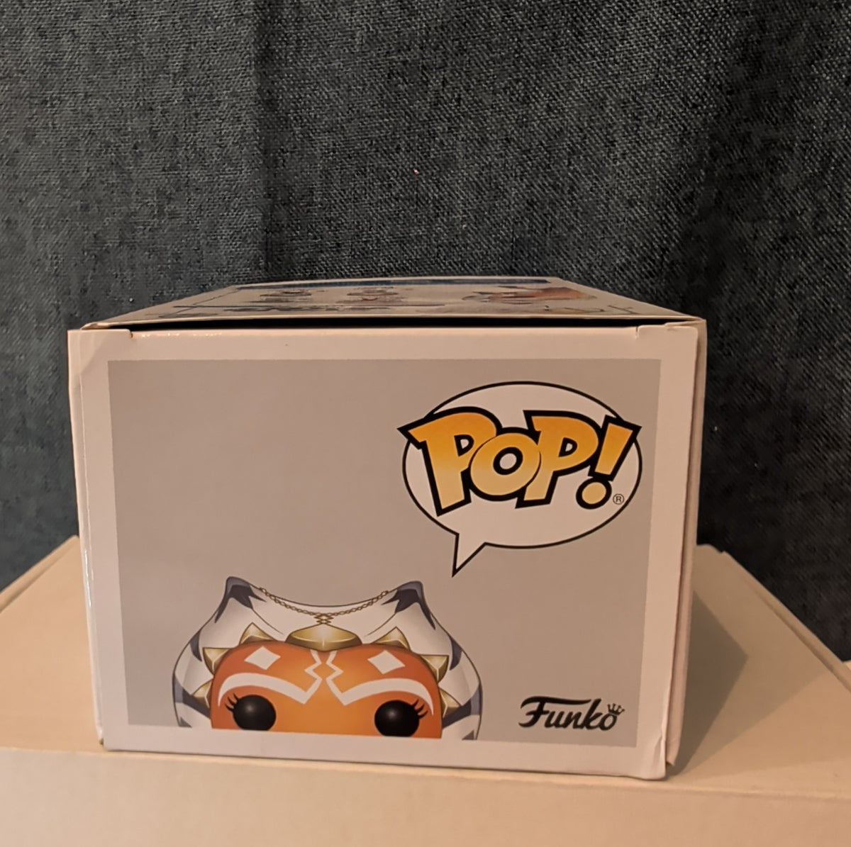 Funko POP Star Wars Ahsoka 272 Hot Topic Exclusive Vinyl In Box with Protector