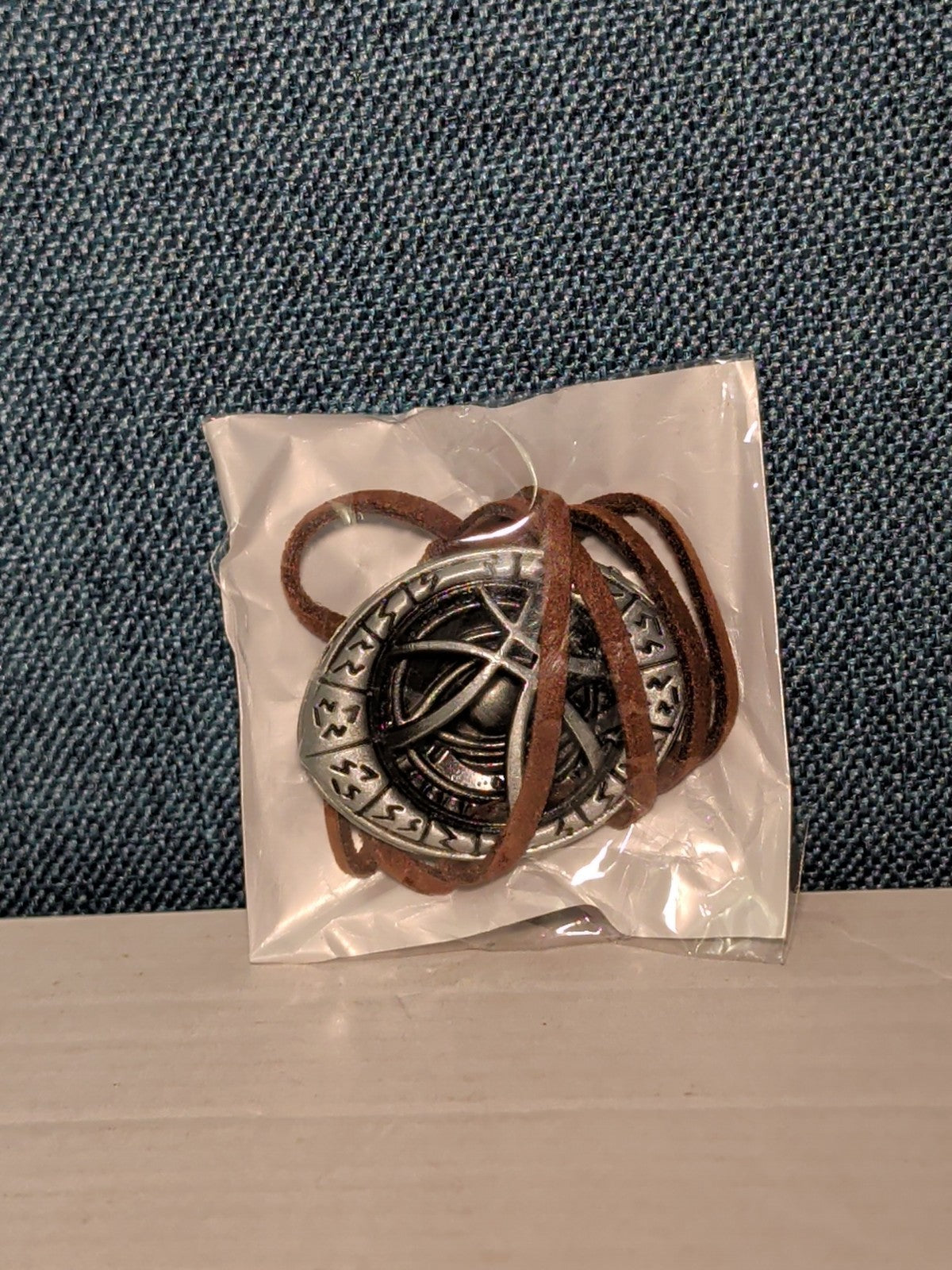 NEW Doctor Strange Eye of Agamotto Necklace 2PC Set | Gold & Silver Cosplay