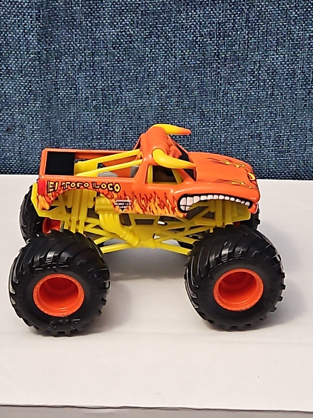 Hot Wheels El Toro Loco Monster Truck | Orange Crazy Bull | 1:64 Scale