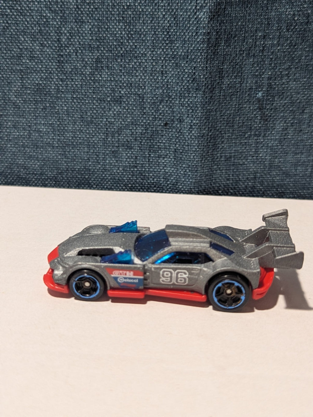 Hot Wheels GT HUNTER 2014 First Edition Night Burnerz #96 Silver Loose | Good