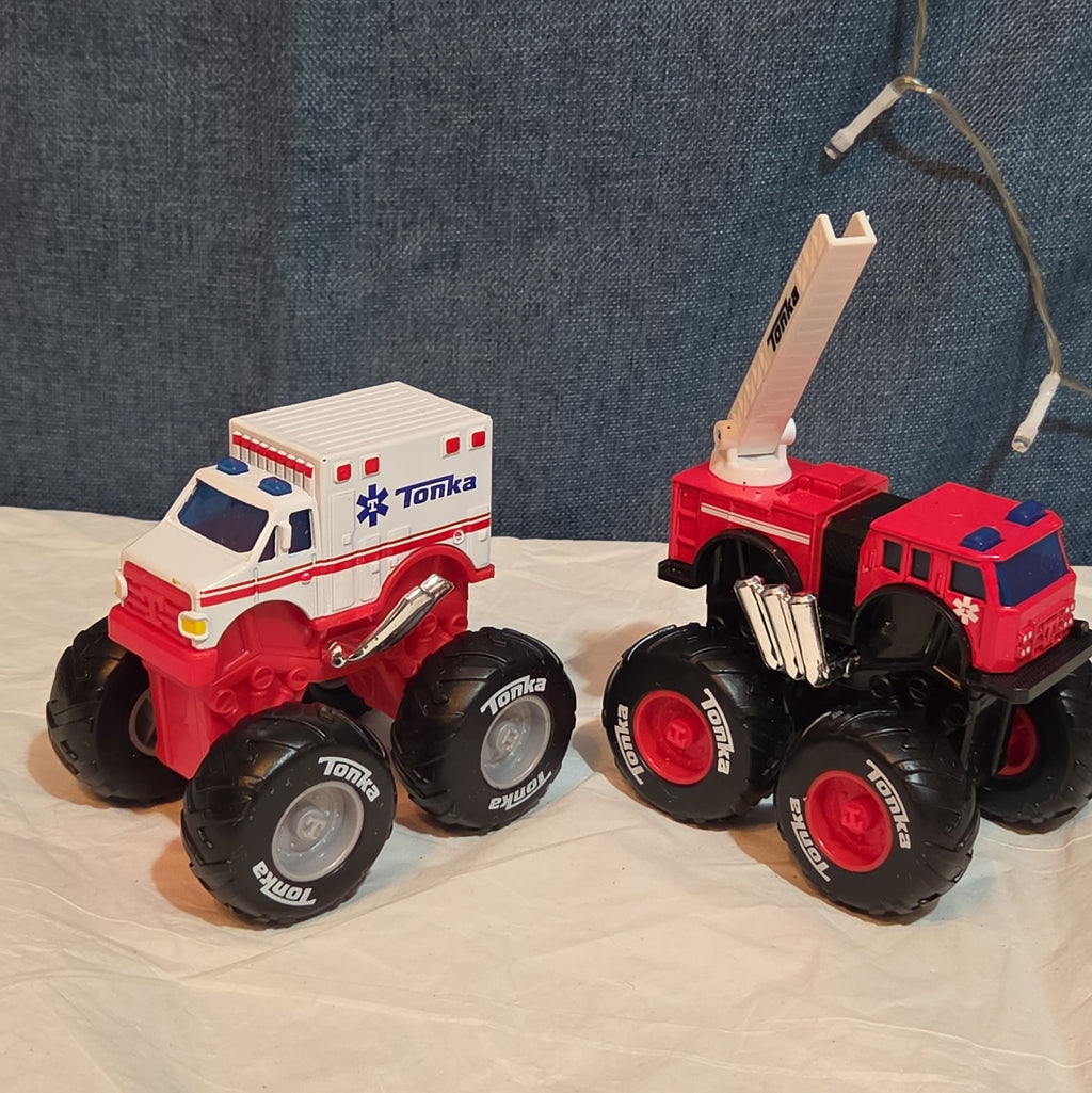 Tonka Metal Movers Monster Firetruck Ambulance Diecast 2021 Lot 2