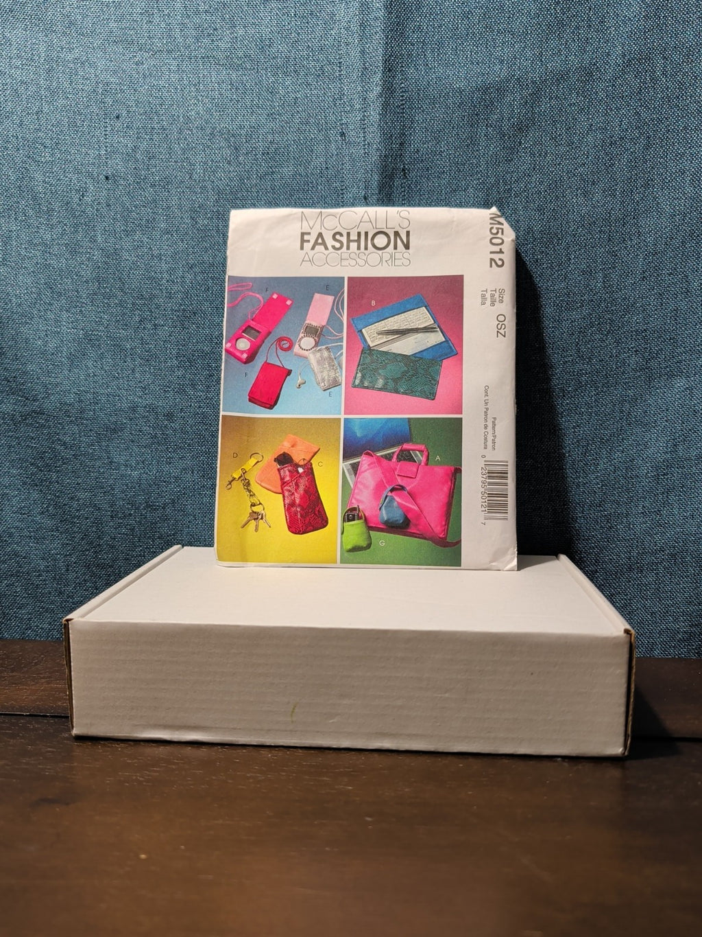 McCall's M5012 Fashion Accessories Pattern 2005 | Tote Checkbook Keyring | UNCUT