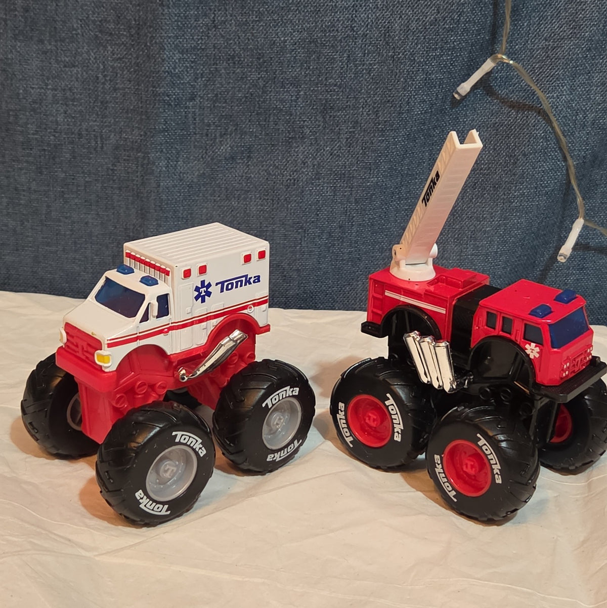 Tonka Metal Movers Monster Firetruck Ambulance Diecast 2021 Lot 2