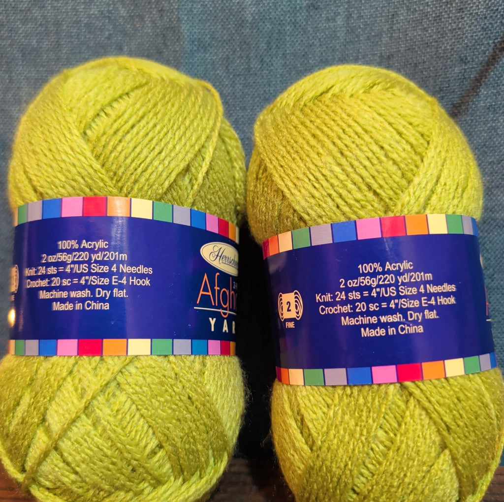 Herrschners Afghan Yarn 2 Ply Celadon Green Acrylic 2 Skein Lot 0046