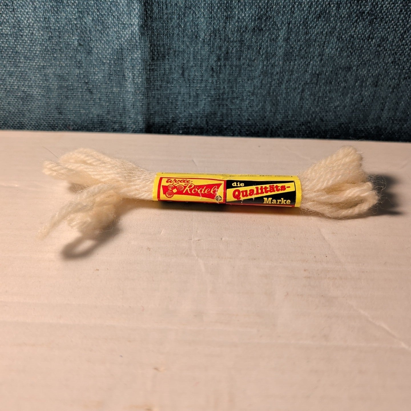 Vintage Tapestry Wool Lot 5 Skeins DMC Laine Colbert & Wolle-Rödel Virgin Wool