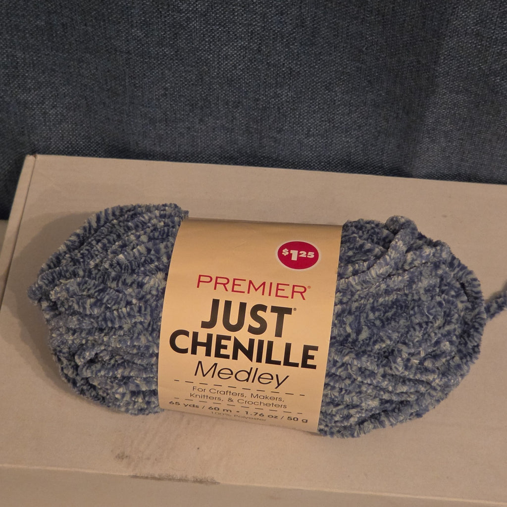 Premier Just Chenille Medley Yarn Navy Blue Lot 202 Bulky 5 Polyester