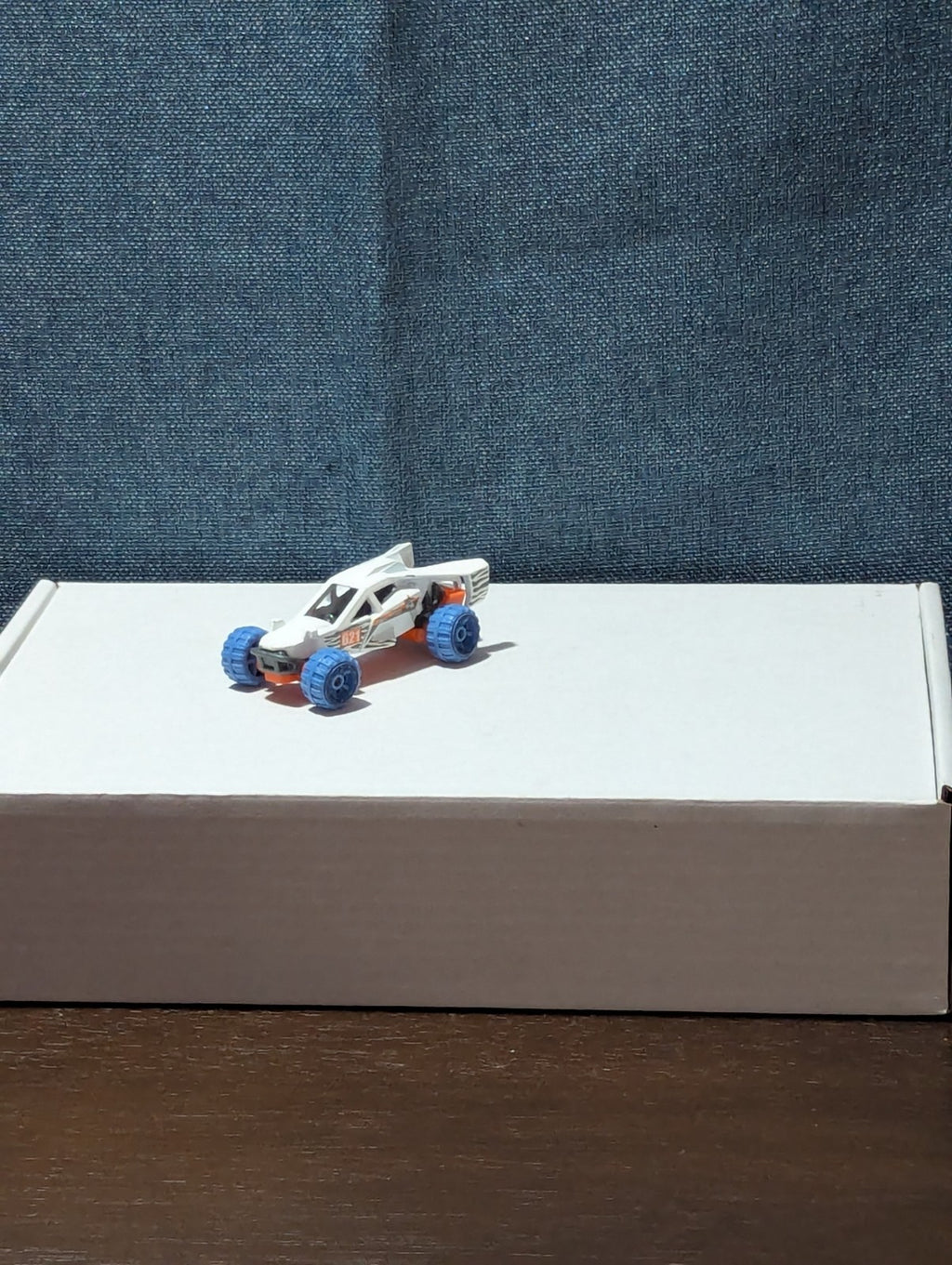 Hot Wheels Dune It Up (2018) | HW 50th Race Team Buggy | White #621 | Loose