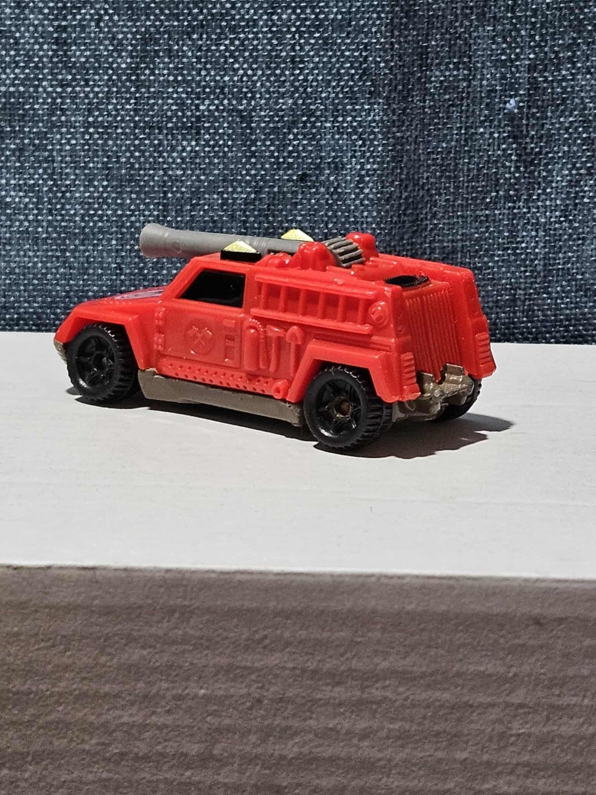 1997 McDonald's Hot Wheels FIRE TRUCK #5 Red Rescue Vehicle 90s Vintage Loose