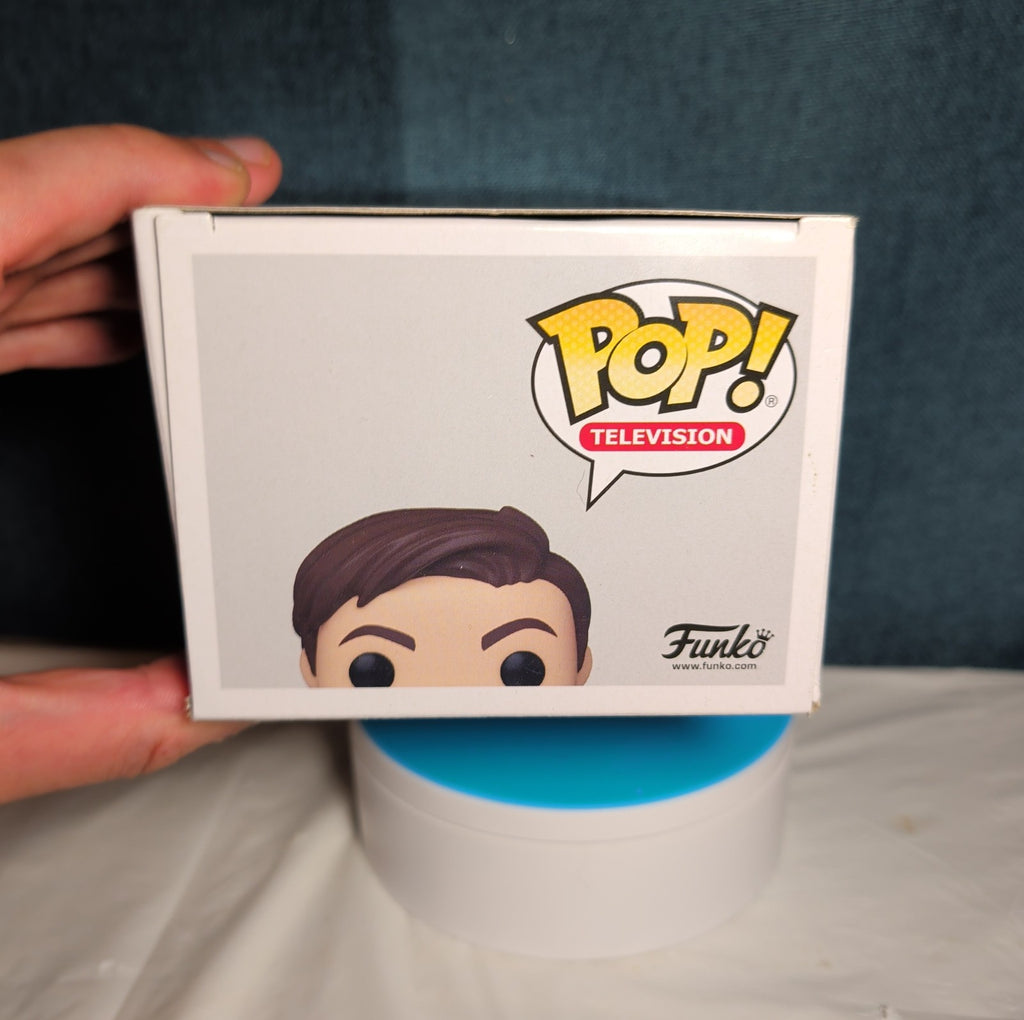 Funko Pop Television Umbrella Academy Number Five 1117 Vinyl in Box w Protector