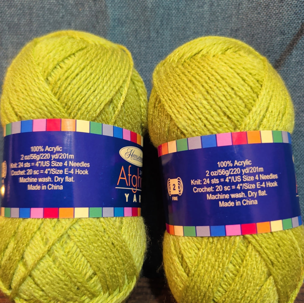 Herrschners Afghan Yarn 2 Ply Celadon Green Acrylic 2 Skein Lot 0046