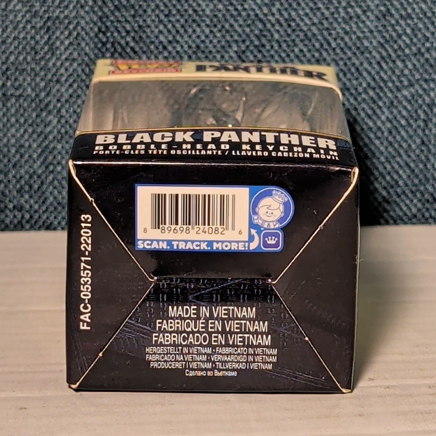 Funko Pocket POP Keychain Marvel Black Panther Glow in the Dark GITD Bobble Head