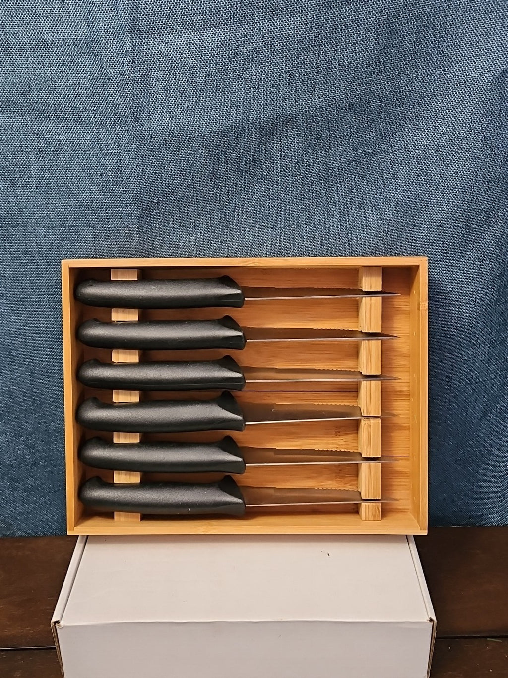 6 Gibson Steak Knives | 4.5" Serrated Stainless Steel | Wood Storage Block Tray