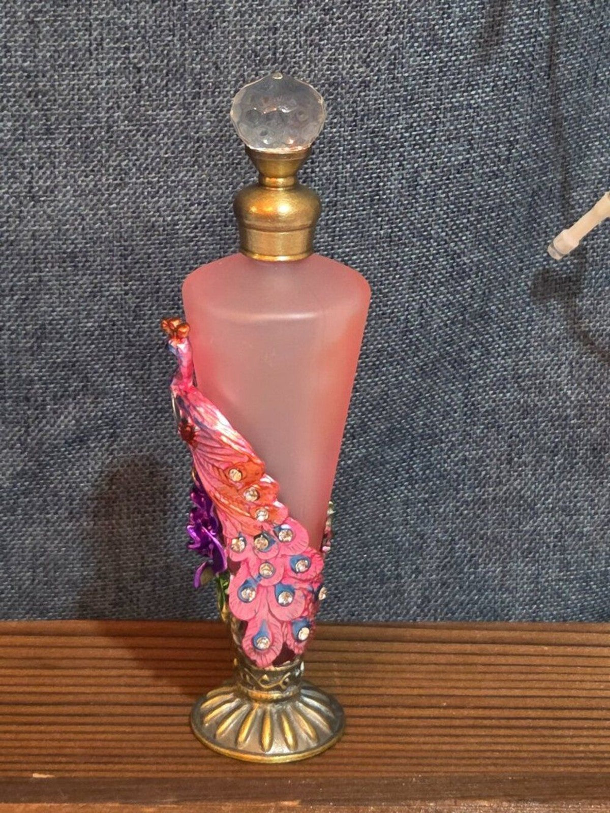 Luxe Fragrance Oil Spa Bundle 30ml Vintage Glass Bottle, Flower Diffuser & Soap