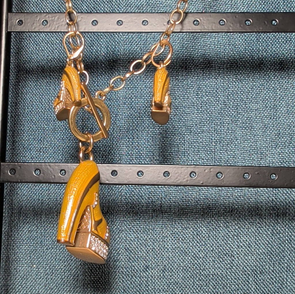High Heel Shoe Pendant Necklace Gold Tone Rhinestone Y2K