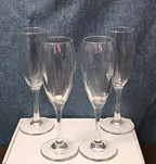 Set of 6 Classic Champagne Flutes | 6oz Trumpet Shape | Elegant Clear Glass Stem