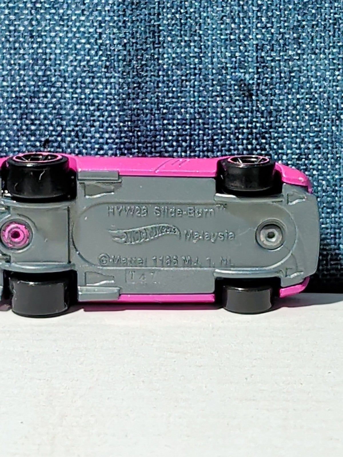 ​Hot Wheels Slide Burn | 2025 New Model Pink HW Dream Garage | Loose Diecast