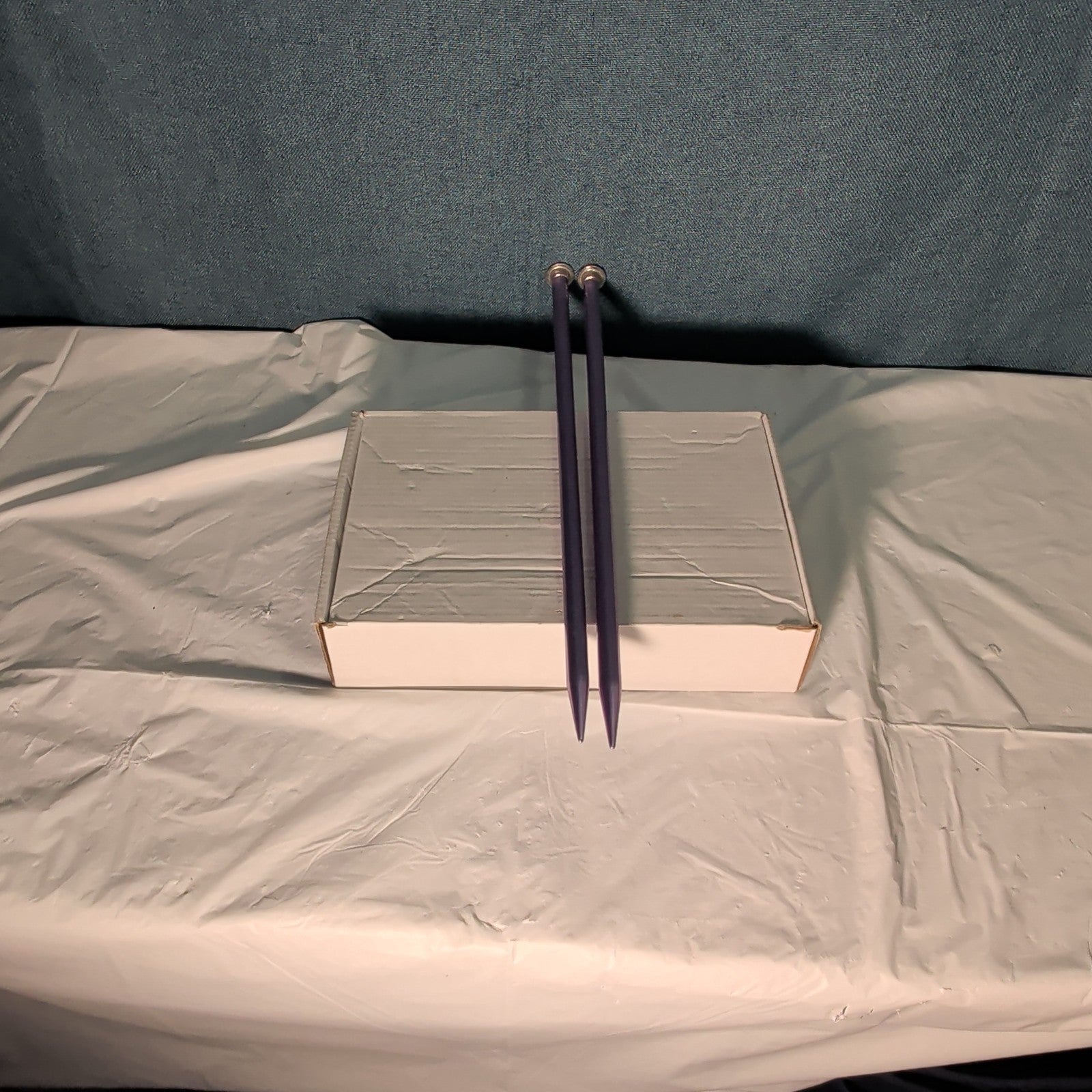 Boye Size 5 Aluminum Knitting Needles 14 Inch Straight Pair Purple Vintage 6328