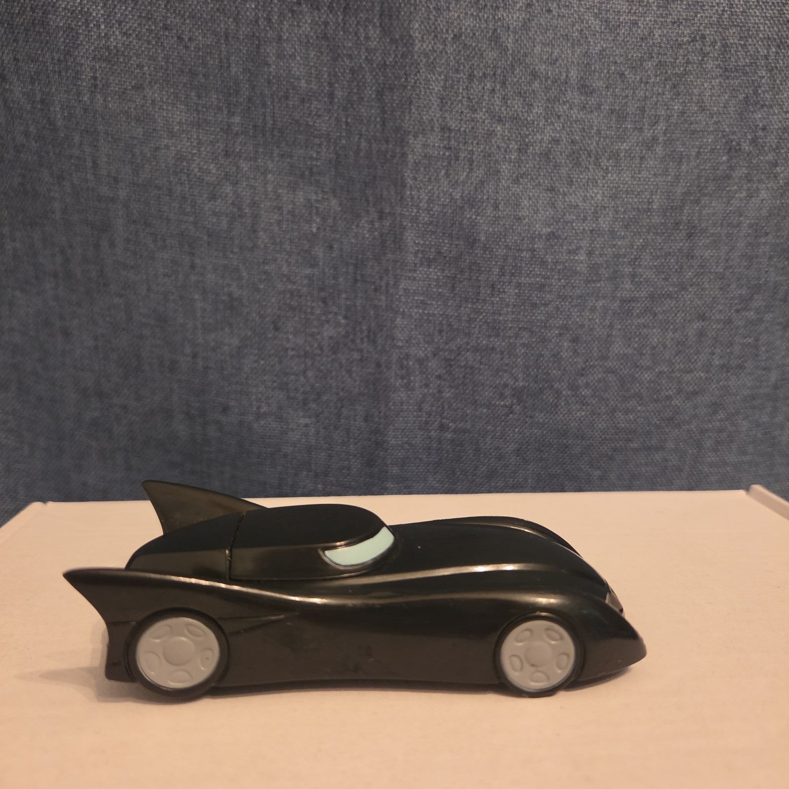 Batmobile 1999 DC Comics Jack In The Box Restaurant Friction Pull Back Toy Car