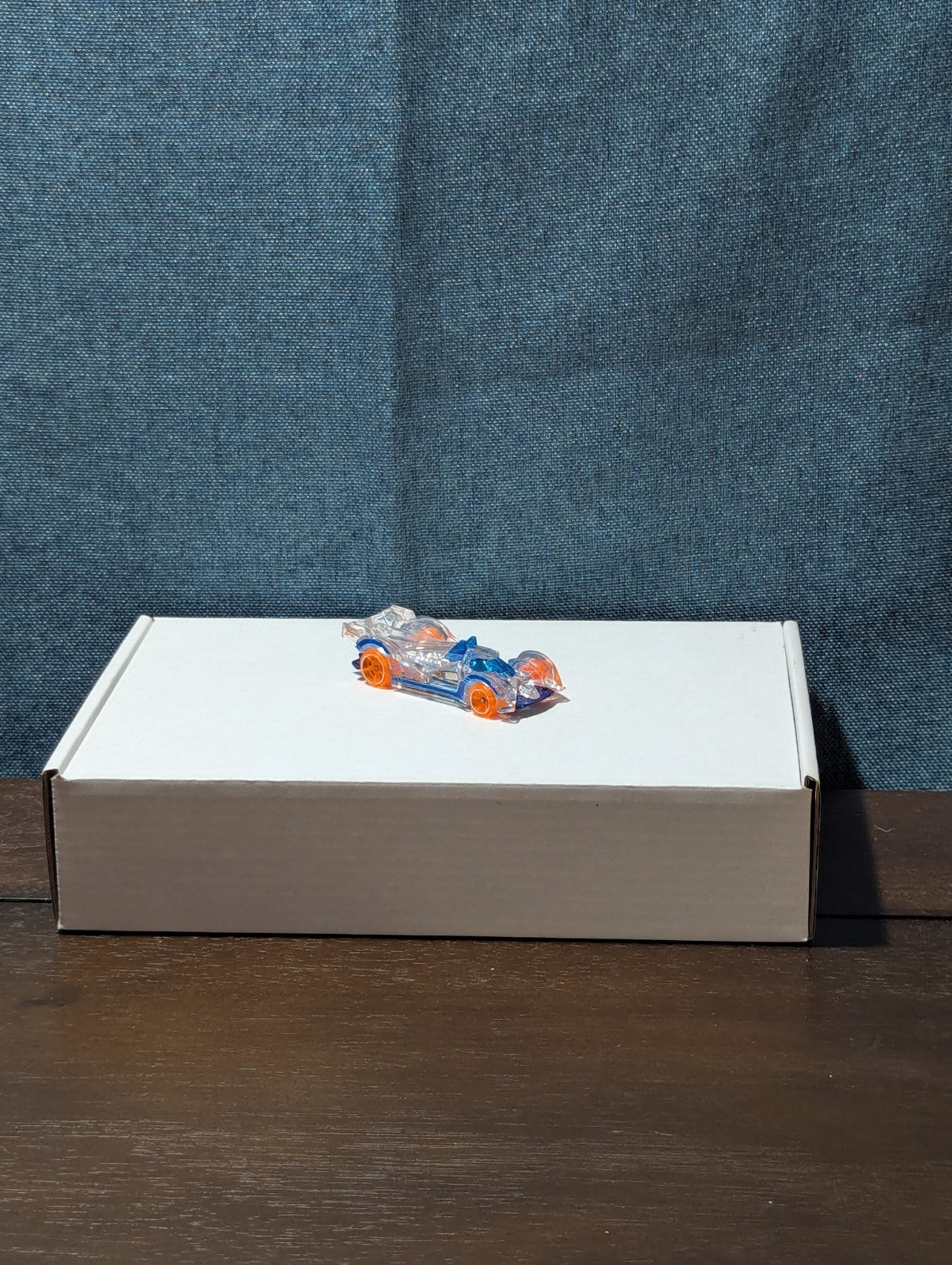 Hot Wheels Hi-Tech Missile | 2014 X-Raycers Clear & Blue | Fast Track Car