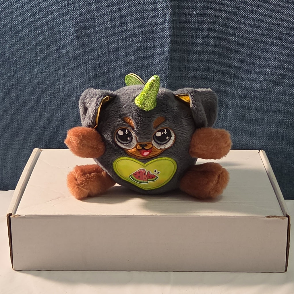ZURU Rainbocorn Sparkle Heart 4" Plush Gigi Rottweiler Watermelon