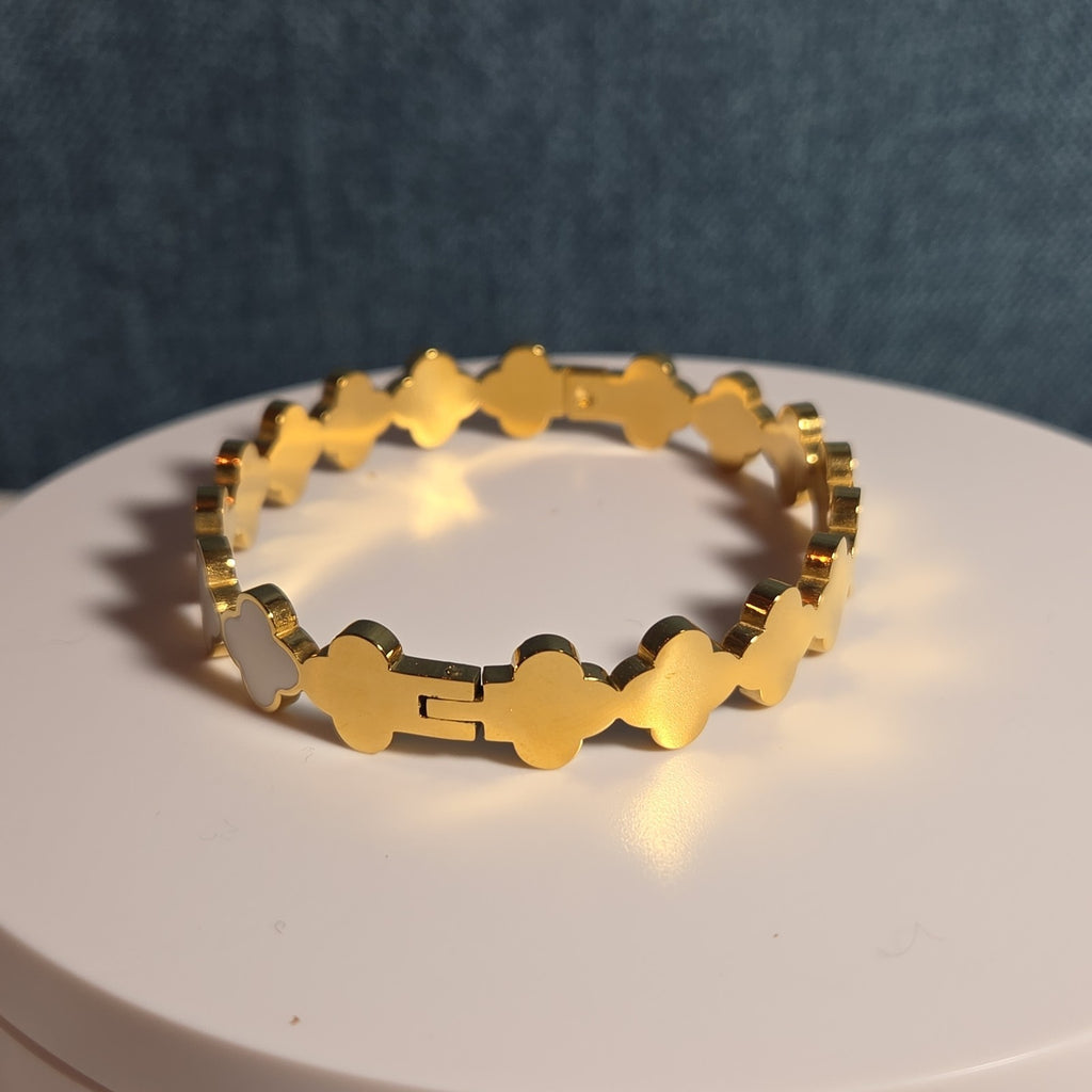 Hinged White Clover Bangle Bracelet Gold Tone Enamel