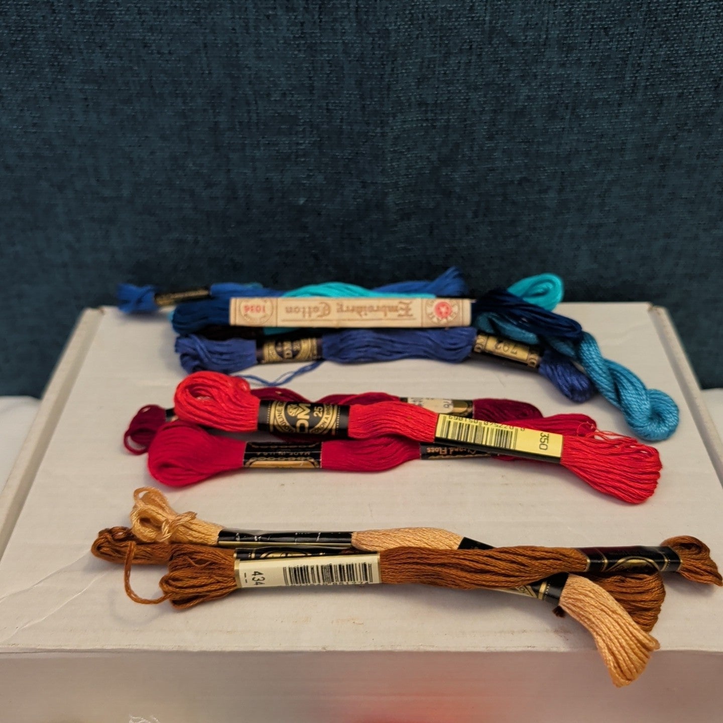32 Skeins Embroidery Floss Set DMC J.P. Coats
