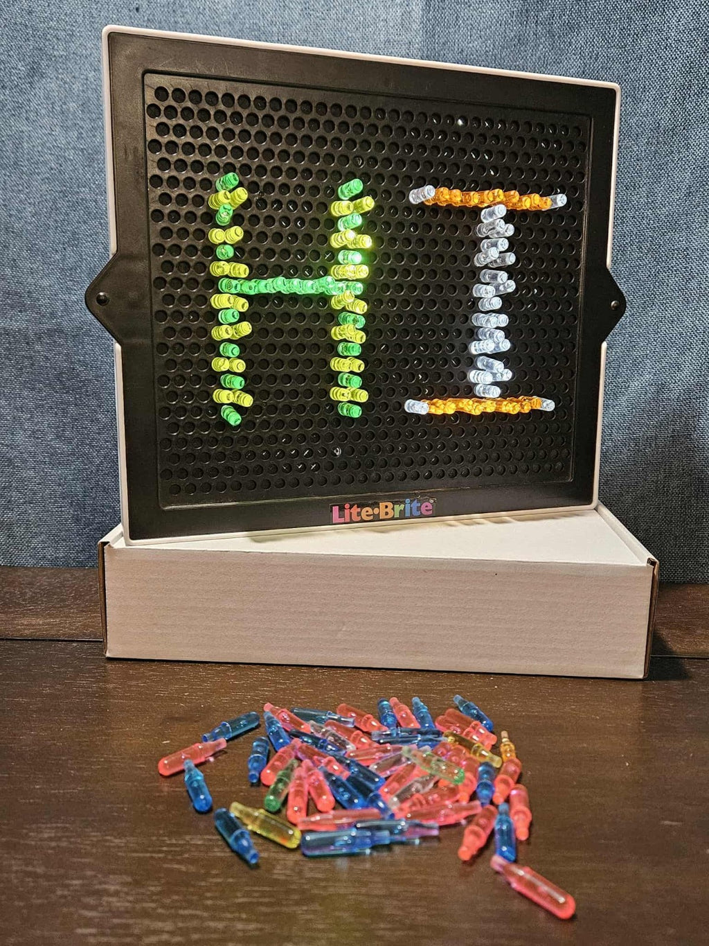 Lite Brite Ultimate Classic Basic Fun | LED Light Up Toy | Retro Style Peg Art